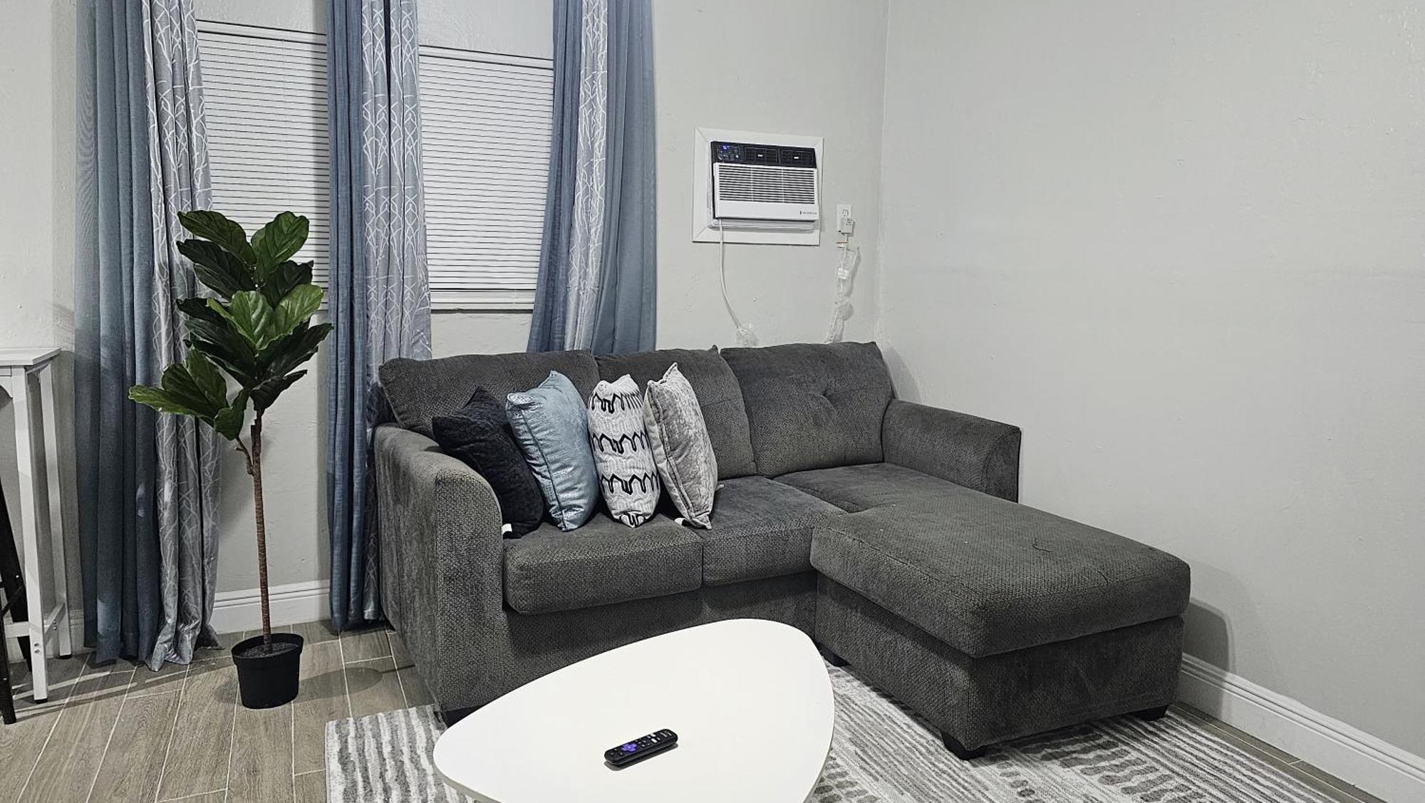 Big Tv Apartment 5 Miles From Hard Rock Casino 好莱坞 外观 照片